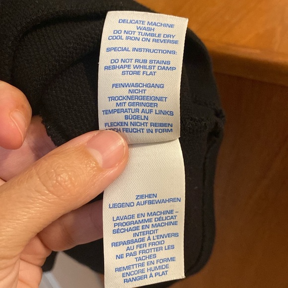 Boden black dress size 4 - Picture 3 of 4